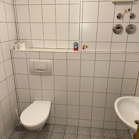 Flowerpower 10personen-party-hostel Apartament *