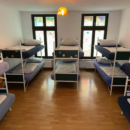 Apartment Flowerpower 10personen-penne-hostel Leipzig