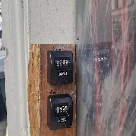 Flowerpower 10personen-party-hostel Apartment Leipzig